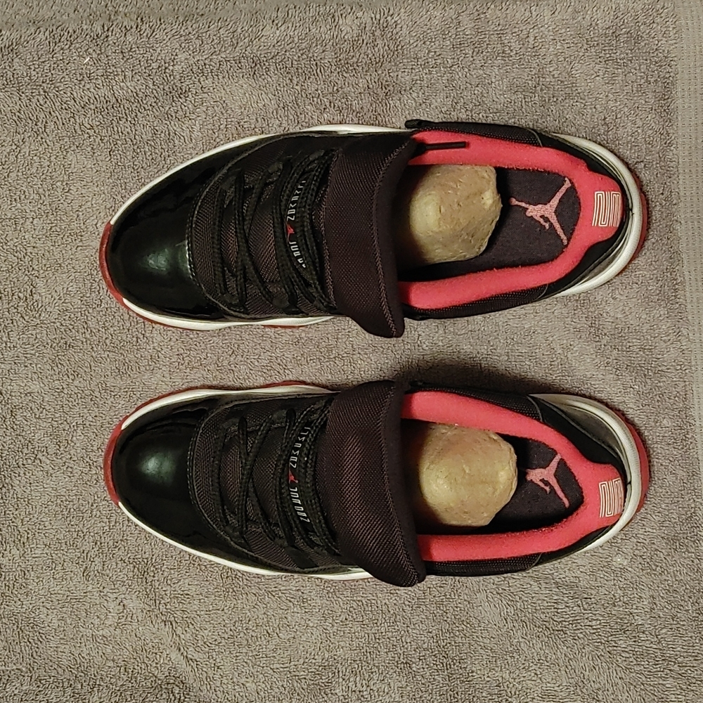 Air Jordan 11 'Bred' Low